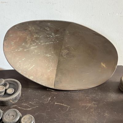 LOT 287: Vintage Scale Weights & Tray