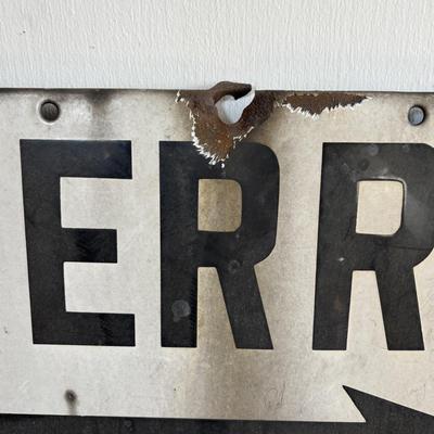 LOT 591: Ferry Road Sign