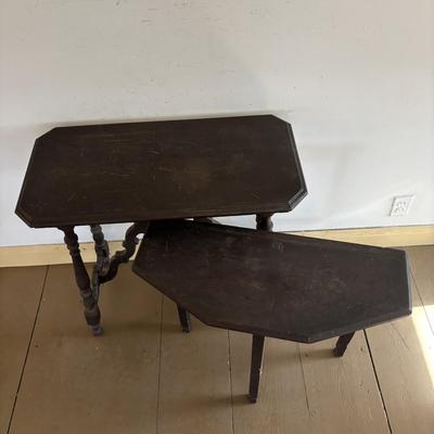 LOT 595: Vintage Accent Table Ready for Upcycling