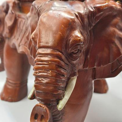 LOT 599: Toscano Maharajah Elephants Upholstered & Leopard Tapestry