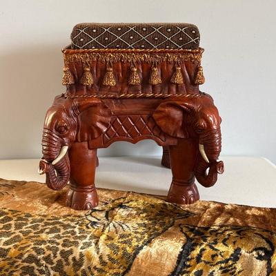 LOT 599: Toscano Maharajah Elephants Upholstered & Leopard Tapestry