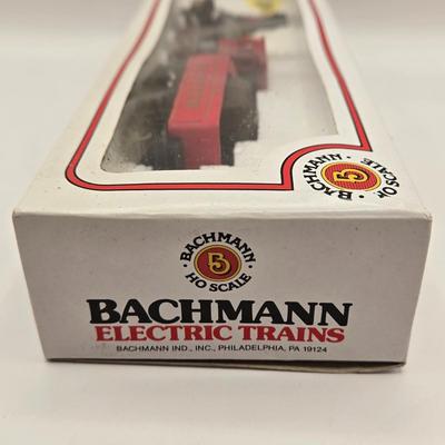 LOT 606: Bachman HO Scale Electric Train Set in Original, Unopened Boxes