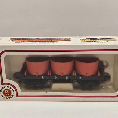 LOT 606: Bachman HO Scale Electric Train Set in Original, Unopened Boxes