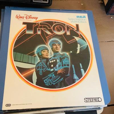 LOT612: Vintage Laser Disc Technology - RCA Selecta Vision Model SGT-200 with a Large Selection of Sci-Fi/ Horror Laser Disc Including...