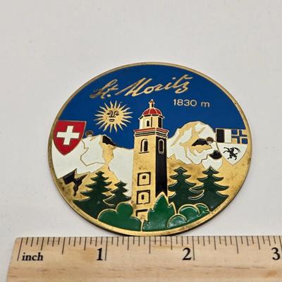 LOT 613: Various Patches, Pins, Y.M.C.A. Brochure