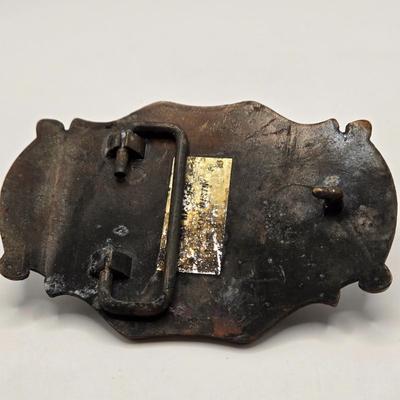 LOT 614: Vintage Metal Belt Buckles