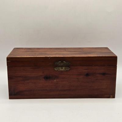 LOT 616: Chinese Cricket Box, "Lost World Watches", Small Pennant Flags, Marbles, Bruce Wayne Ring, Rulers, Wooden Box,& More