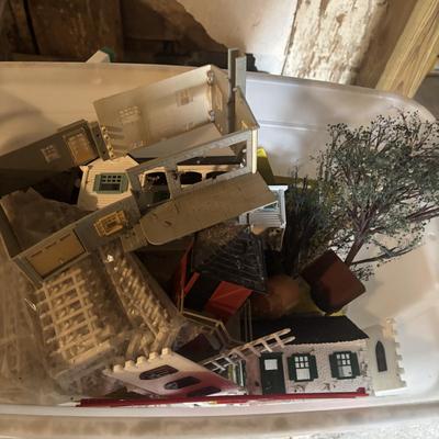 LOT 646: As Found Bin of Train Accessories: Houses, Fences etc.