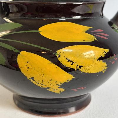 LOT 656: Vintage Amber Glass Jeannette Dish, Royal Canadian Art Pottery Tea Pot, Wooden Mortar & Pestel, Portugal. Olive Green Eagle...