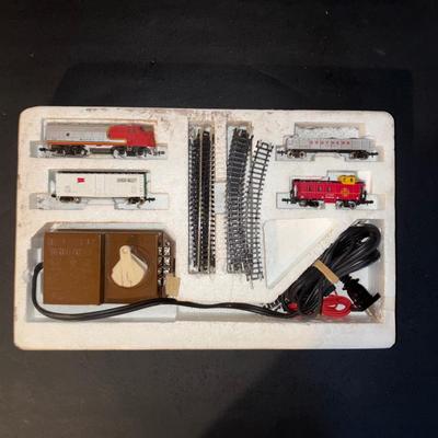 LOT 651: Bachman High Baller N Scale Train Set, K Line Watchman Shanty O/O-27 Scale & Bachman Hill Baller Super Racing Cars