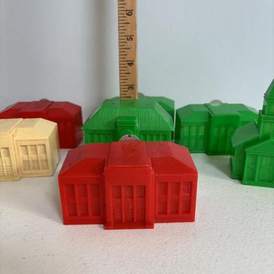 LOT 654: Vintage Plastic Popcorn Santa, "Season's Greeting" Pepsi Glasses, Vintage Plastic Village Light Covers Jingle...
