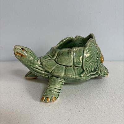 LOT 655: Vintage McCoy Turtle Planter & Made in Italy Donkeys w/Cart Planter
