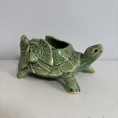 LOT 655: Vintage McCoy Turtle Planter & Made in Italy Donkeys w/Cart Planter