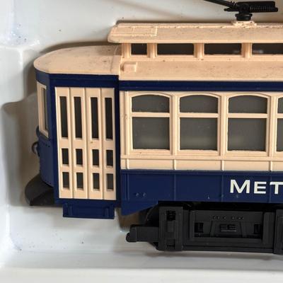 LOT 657: Industrial Rail 027 Scale Metropolitan Trolleys #14002