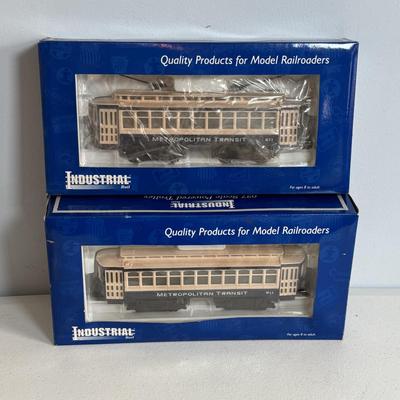 LOT 657: Industrial Rail 027 Scale Metropolitan Trolleys #14002