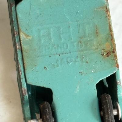 LOT 658: Train Accessories & Toy Cars: Lesney (Made in England), AHI, Tootsie, Varney, Aristo-Craft (Made in Germany), Faller 570...