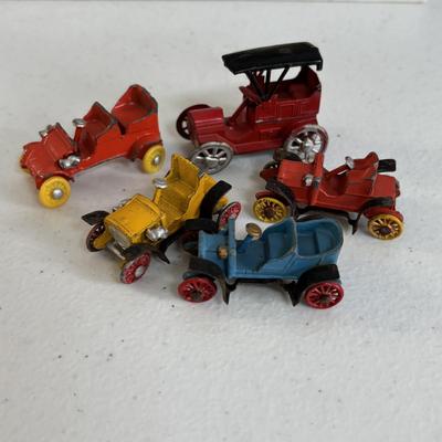 LOT 658: Train Accessories & Toy Cars: Lesney (Made in England), AHI, Tootsie, Varney, Aristo-Craft (Made in Germany), Faller 570...
