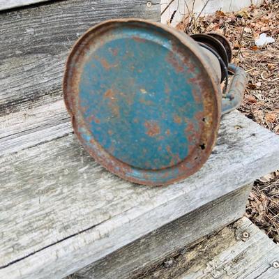 LOT673: Vintage/ Antique Oil Lanterns - Dietz Acme Inspector Lamp and Blue Lantern
