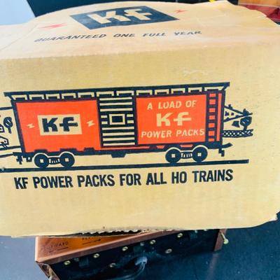 LOT 682: KF Heavy Duty Power Pack for HO Trains In Box, K Line Souther Pacific Cars - KK641-2032 SP Express Service Boxcar and K4888-0012...