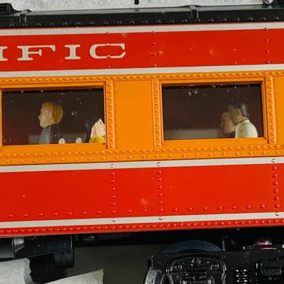 LOT 683: Set of (3) K-Line Southern Pacific Heavyweight Passenger Cars K 4888-0011 SP Daylight Coach #2014, K4888-0010 SP Daylight...