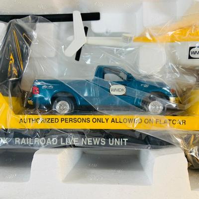LOT 684: Kline Pennsylvania Passenger Cars K4880-0017 PRR Emerald Lodge Pullman, K4880-0018 PRR REA Baggage CAr # 9328 and Operating Car...