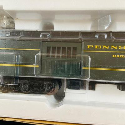 LOT 684: Kline Pennsylvania Passenger Cars K4880-0017 PRR Emerald Lodge Pullman, K4880-0018 PRR REA Baggage CAr # 9328 and Operating Car...