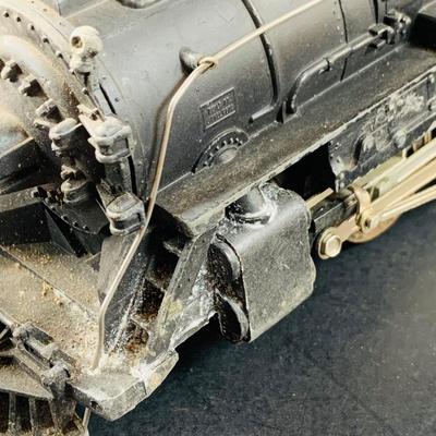LOT 688: Lionel Post War 0/24 Scale Locomotive and Tinder - Pennsylvania RR Engine # 2048