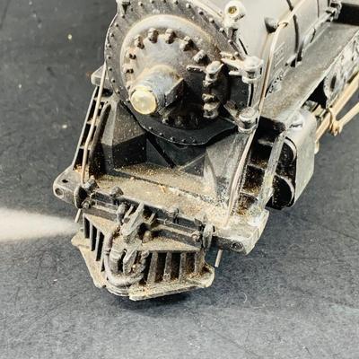 LOT 688: Lionel Post War 0/24 Scale Locomotive and Tinder - Pennsylvania RR Engine # 2048
