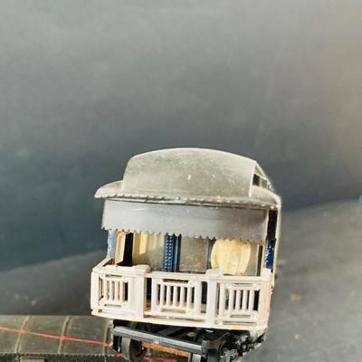 LOT 689: Set of Six (6) Vintage Blue Comet HO Passenger Cars
