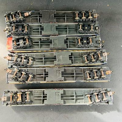 LOT 689: Set of Six (6) Vintage Blue Comet HO Passenger Cars