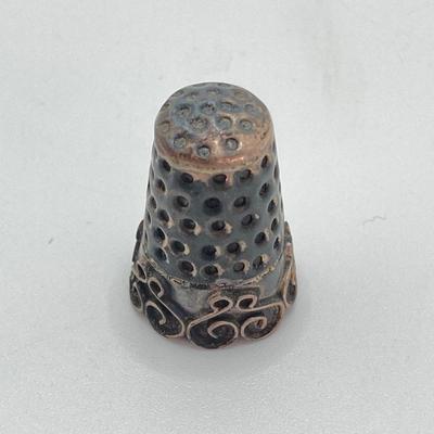 LOT 693: Vintage Sterling Thimble, Tie Tack and Screw Back Earrings and Pair of Hand Crafted Owls