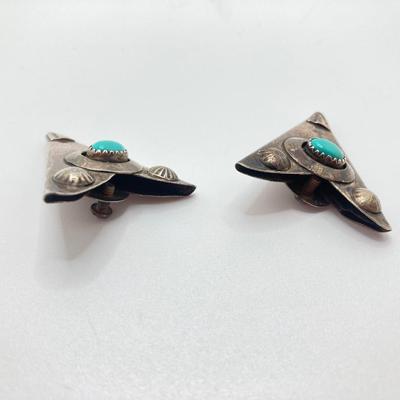 LOT 694: Vintage Hencho En Mexico Turquoise Silver Bracelet with Bolero Tie Holders