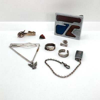 LOT 699: Jewelry Collection - Sterling, Silver Plate and Silver Tone