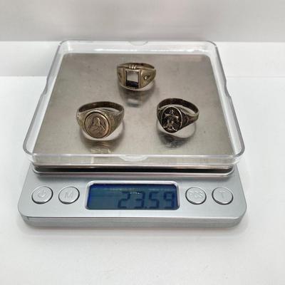 LOT 715: Three Vintage Sterling Rings - Luftwaffe, DeMolay Chevalier and More