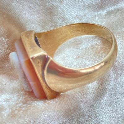 LOT 722: Vintage Gold Cameo Ring - 14KT, TW 10.26g, Sz 10.5