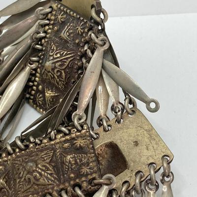 LOT 723: Sterling Silver Mexico Decorative Concho Type Link Belt - 31.5"