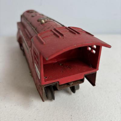 LOT 728: Pre-WWII/2 Lionel Train Commodore Vanderbilt No. 264-E Red Engine & Red Comet Coal Car, 2-Observation #604, 2-Pullman #603