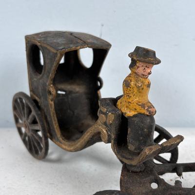 LOT 733: Vintage Cast Iron Ice Cart, Cartridge and Hobo w/Street Lantern