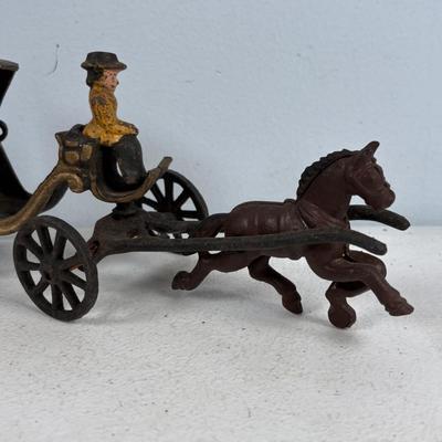 LOT 733: Vintage Cast Iron Ice Cart, Cartridge and Hobo w/Street Lantern