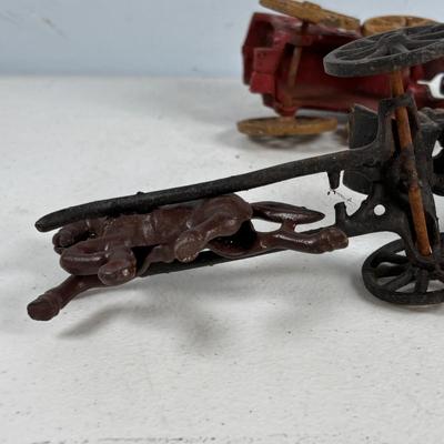 LOT 733: Vintage Cast Iron Ice Cart, Cartridge and Hobo w/Street Lantern