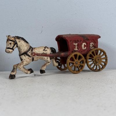 LOT 733: Vintage Cast Iron Ice Cart, Cartridge and Hobo w/Street Lantern