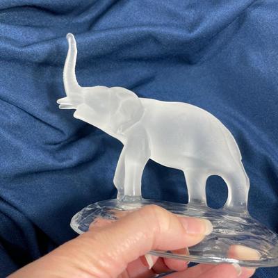 Large Frosted Crystal Elephant