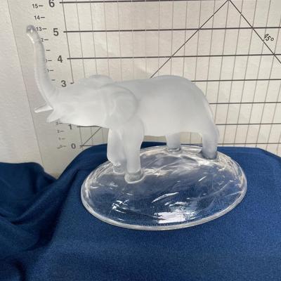 Large Frosted Crystal Elephant