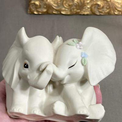 Vintage HOMCO 1993 Elephants