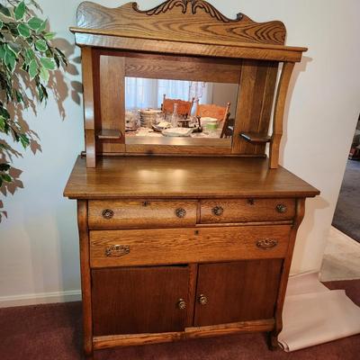 Antique Oak Sideboard Buffet 42x21x68