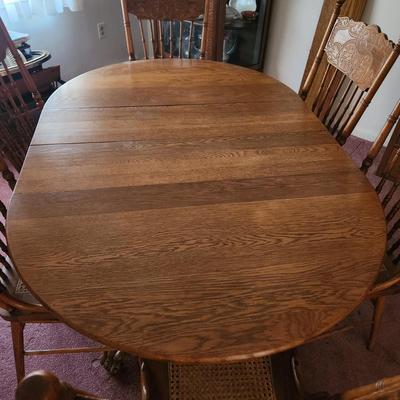 Oak Table w 6 Pressed Back Cane Chairs 42" Round w 3 10" Leaves