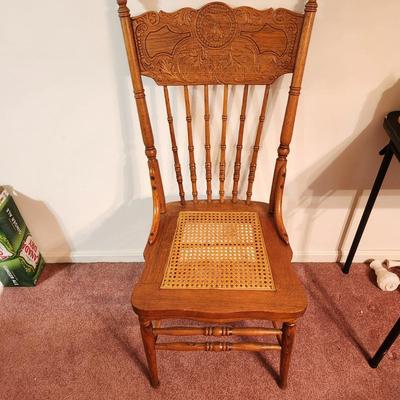 Oak Table w 6 Pressed Back Cane Chairs 42" Round w 3 10" Leaves