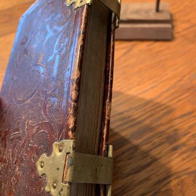 Antique German Bible History Illustrated Leather Bound w/Brass Clips