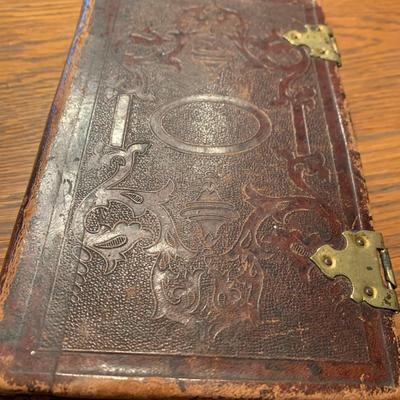 Antique German Bible History Illustrated Leather Bound w/Brass Clips