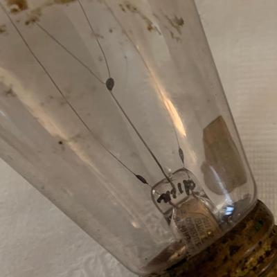 Early Edison Base Lightbulbs Tested